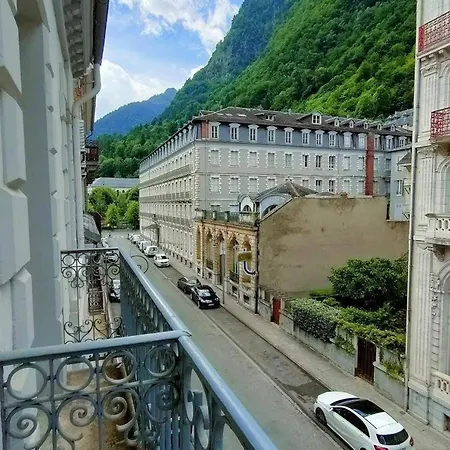 Apartment T2 Au Centre De Avec Parking, Ascenseur Et Equipements Modernes - Fr-1-234-312 Cauterets